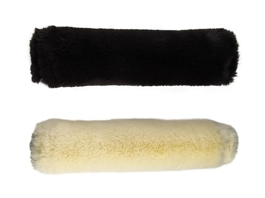 CAMEO SYNTHETIC LAMBSWOOL NOSEBAND VELCRO SLEEVE IN BROWN.