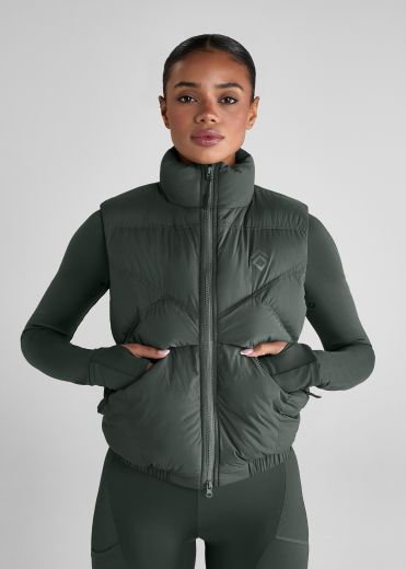 AZTEC DIAMOND SS26 CORE MID LAYER GILET IN FERN